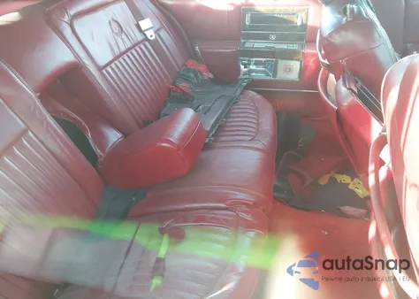 1992 Cadillac Brougham z USA, uszkodzony, nr VIN 1G6DW5479NR707401